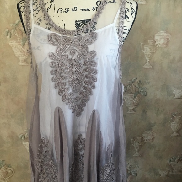 Simply Couture Other - NWT SIMPLY COUTURE EMBROIDERED TUNIC SOFT LAVENDER